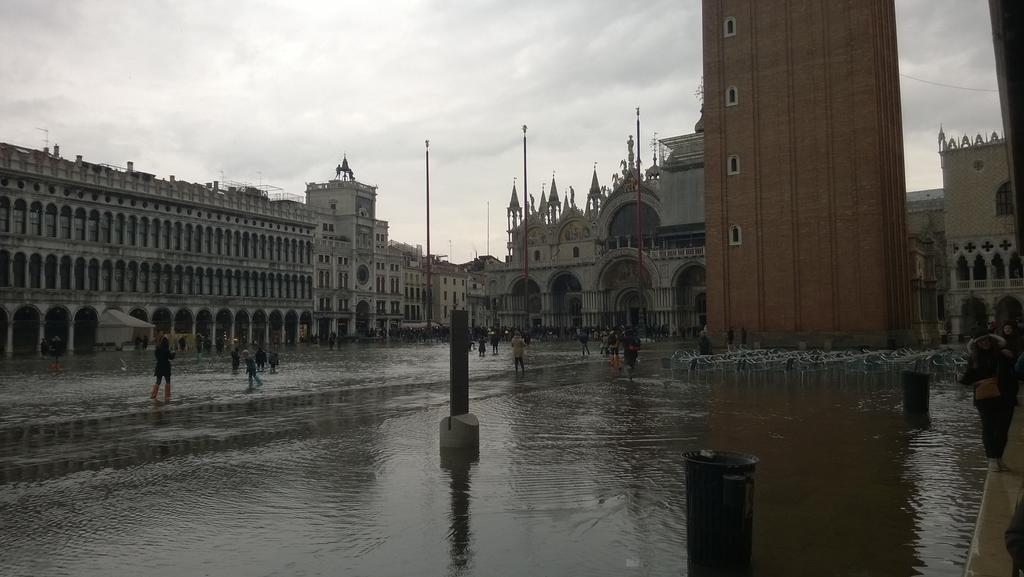 In Venice Back To San Marco Tourist Apartment Ngoại thất bức ảnh