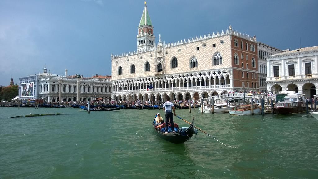 In Venice Back To San Marco Tourist Apartment Ngoại thất bức ảnh
