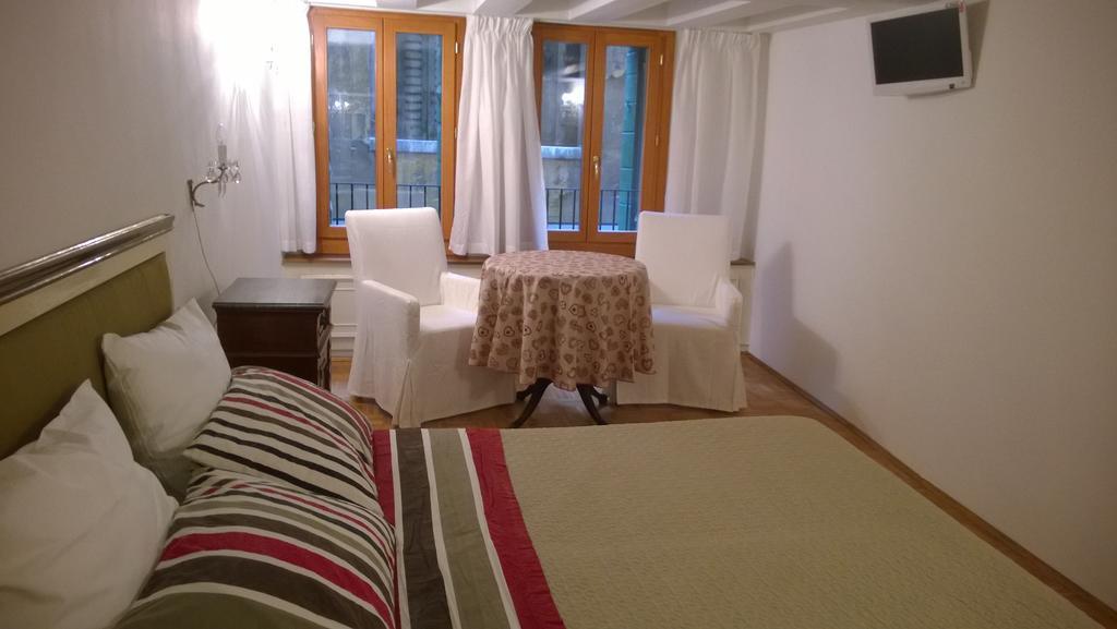 In Venice Back To San Marco Tourist Apartment Phòng bức ảnh