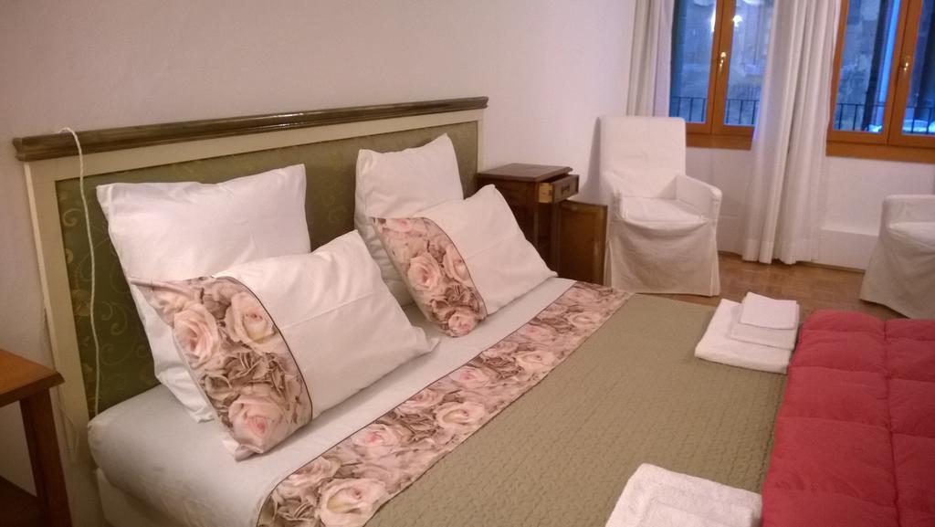 In Venice Back To San Marco Tourist Apartment Phòng bức ảnh