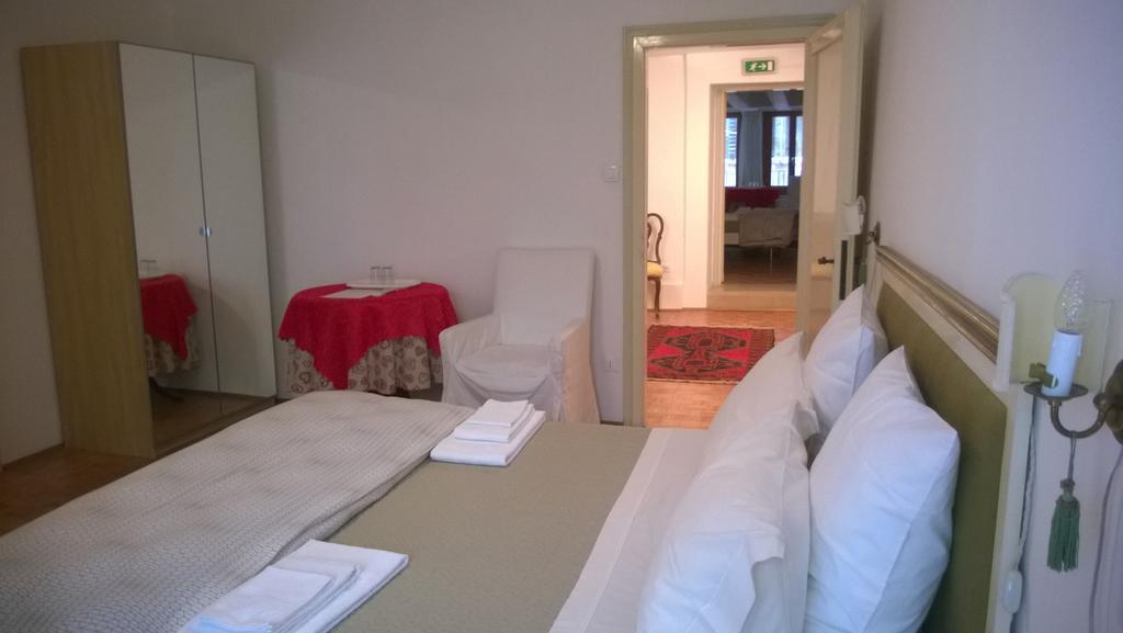 In Venice Back To San Marco Tourist Apartment Phòng bức ảnh