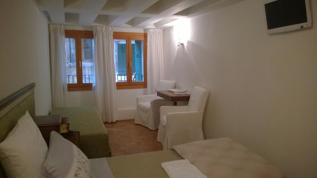 In Venice Back To San Marco Tourist Apartment Phòng bức ảnh